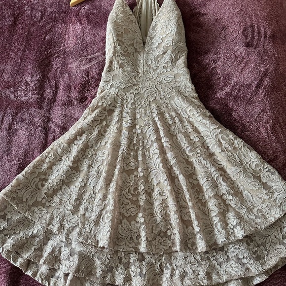 NWT Emerald Sundae by Macy’s khaki lace shimmer mini dress with zip up back - Picture 9 of 17